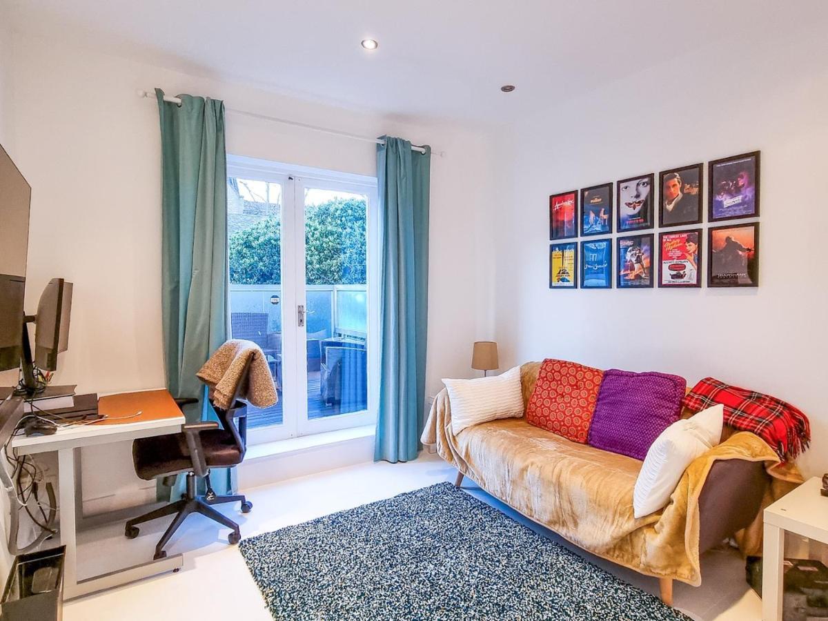 لندن Pass The Keys Family Friendly 2 Bedroom Gem In Shepherd'S Bush المظهر الخارجي الصورة